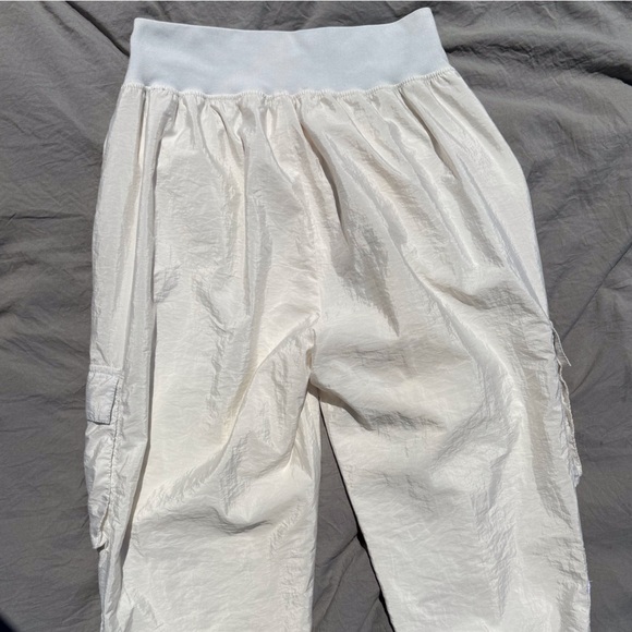 CINQ A SEPT Genevieve Satin Cargo Jogger Pants - Picture 10 of 15